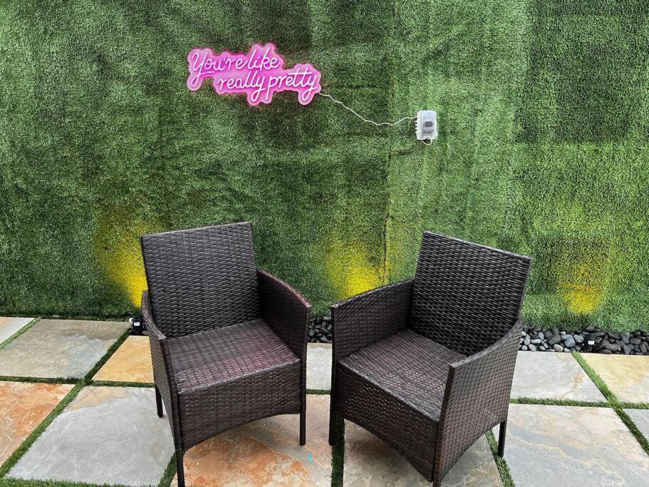 Vacay Spot Experience Luna Sky! 65" Tv Bar, Bbq, Shower Massage Jets, Music, Go To Fl Keys Homestead Kültér fotó