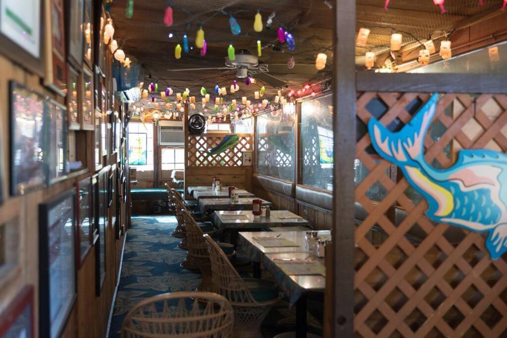 Vacay Spot Experience Luna Sky! 65" Tv Bar, Bbq, Shower Massage Jets, Music, Go To Fl Keys Homestead Kültér fotó