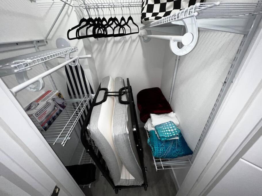 Vacay Spot Experience Luna Sky! 65" Tv Bar, Bbq, Shower Massage Jets, Music, Go To Fl Keys Homestead Kültér fotó