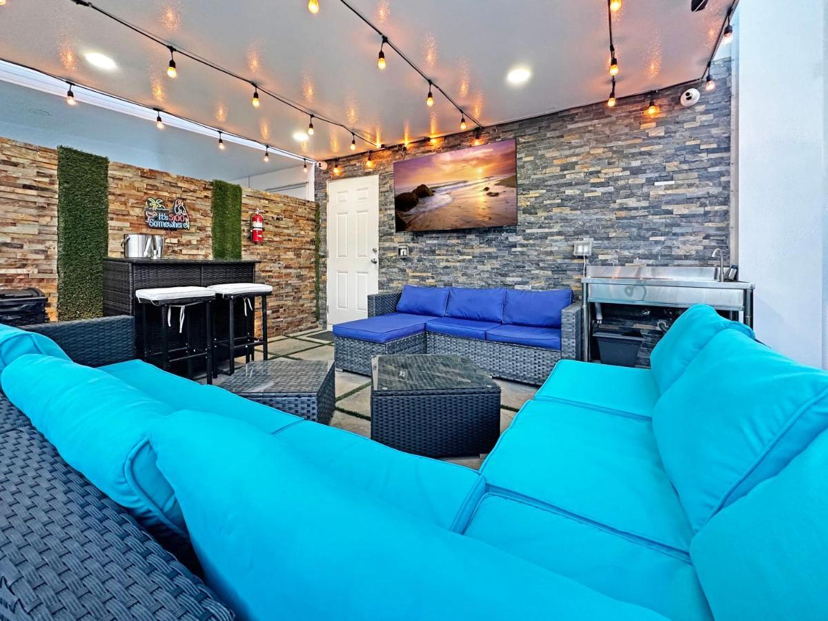 Vacay Spot Experience Luna Sky! 65" Tv Bar, Bbq, Shower Massage Jets, Music, Go To Fl Keys Homestead Kültér fotó