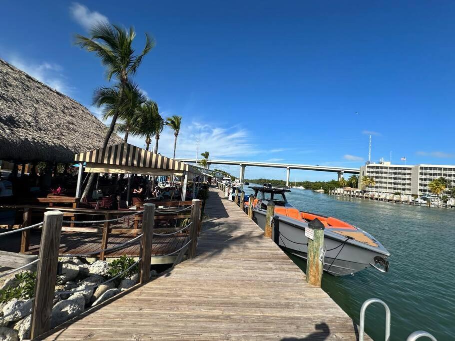 Vacay Spot Experience Luna Sky! 65" Tv Bar, Bbq, Shower Massage Jets, Music, Go To Fl Keys Homestead Kültér fotó
